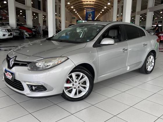 RENAULT FLUENCE 2.0 PRIVILÉGE 16V FLEX 4P AUTOMÁTICO